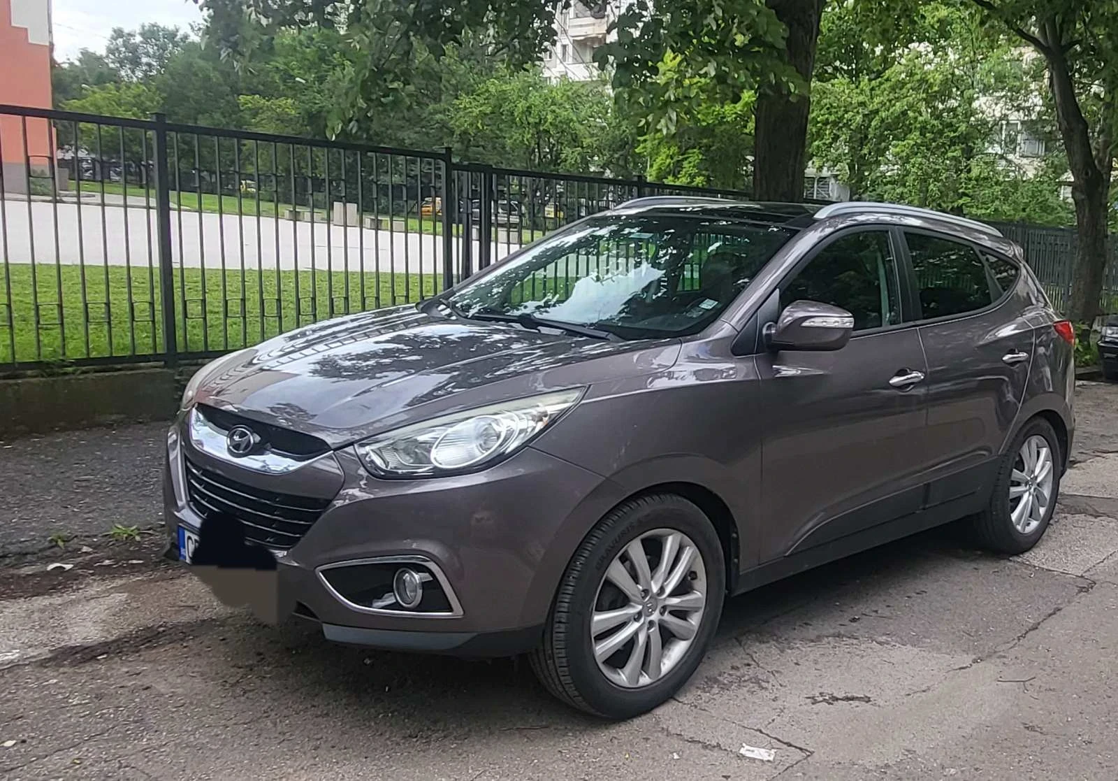 Hyundai IX35, снимка 3 - Автомобили и джипове - 54815447