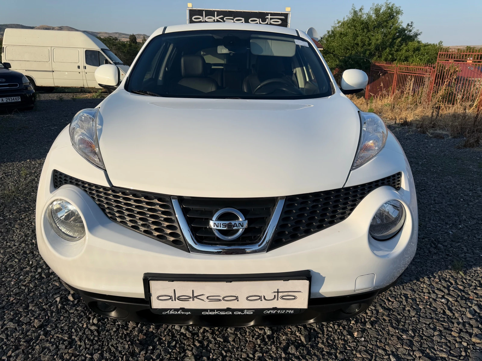 Nissan Juke 1.6 TEKNA 122хил., снимка 2 - Автомобили и джипове - 55095952