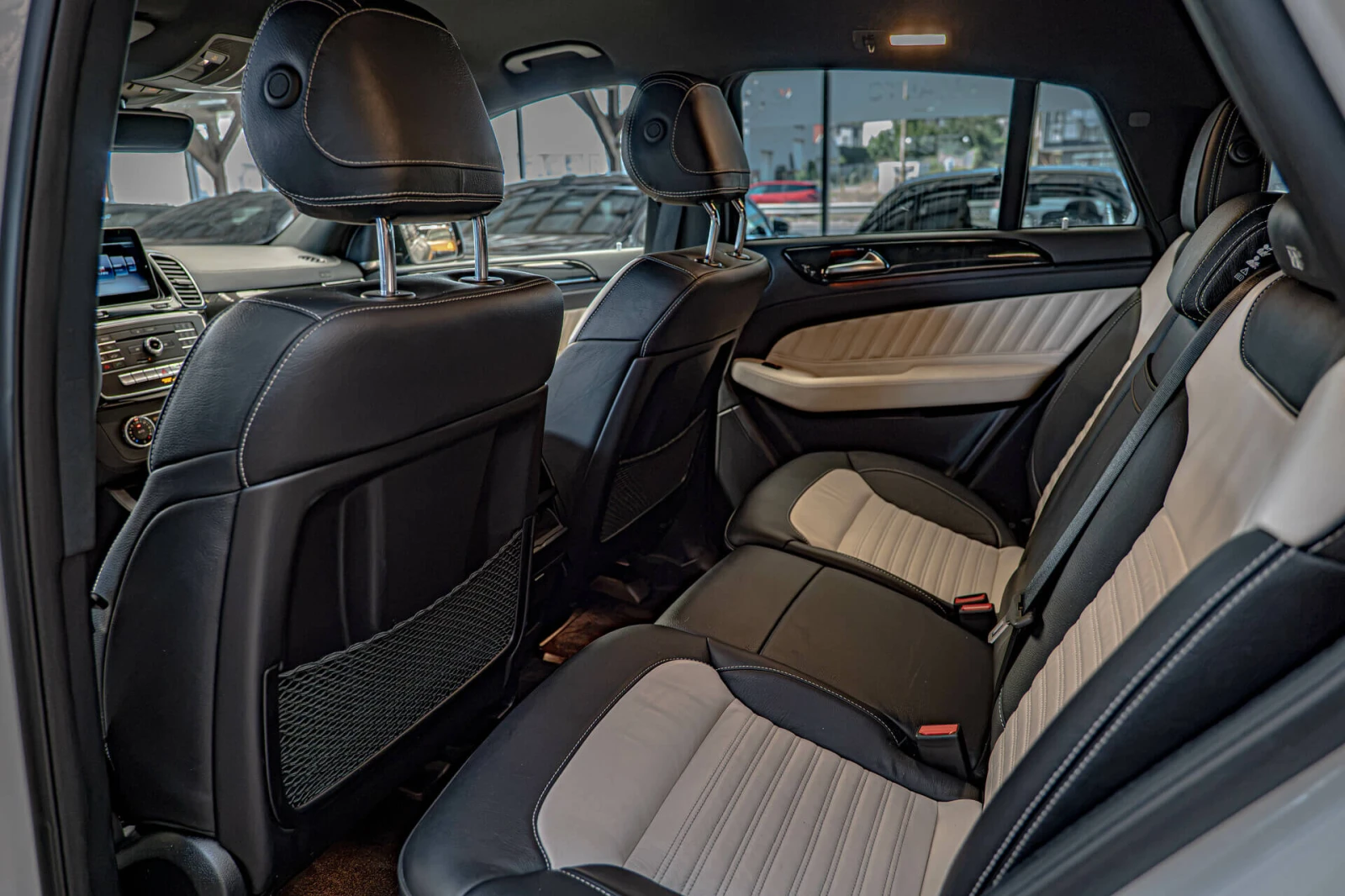 Mercedes-Benz GLE 43 AMG 4Matic/Soft Close/Harman Kardon/Kamera 360/Ambient, снимка 9 - Автомобили и джипове - 55568742