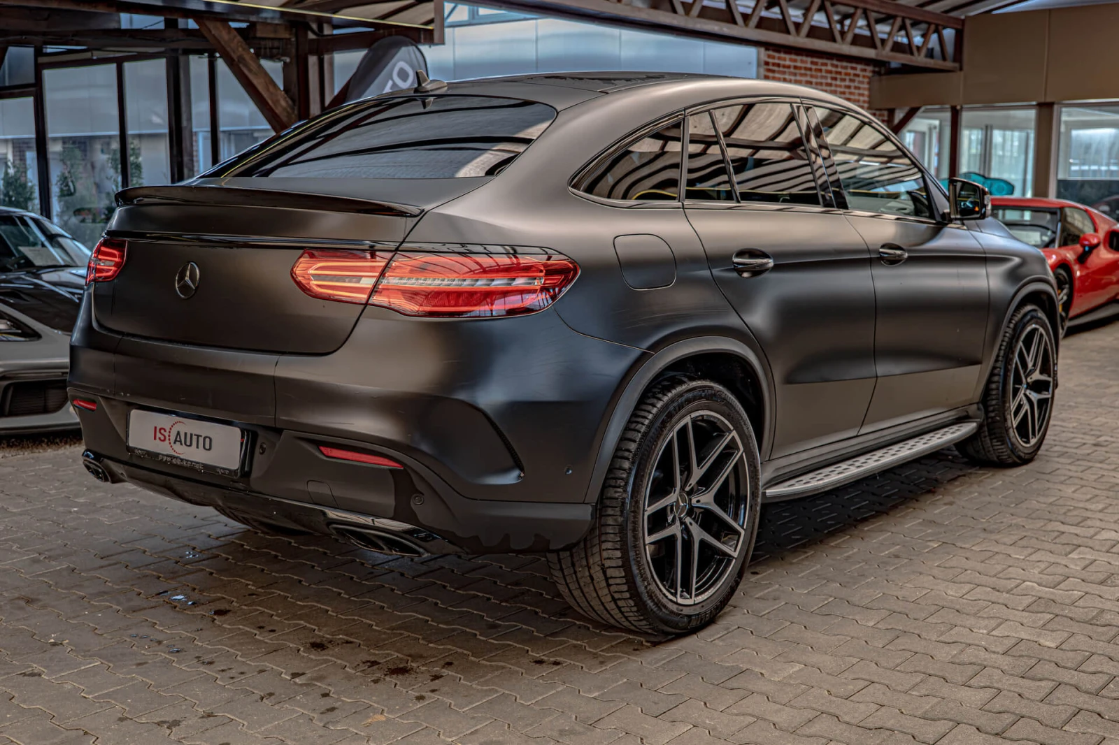 Mercedes-Benz GLE 43 AMG 4Matic/Soft Close/Harman Kardon/Kamera 360/Ambient, снимка 6 - Автомобили и джипове - 55568742