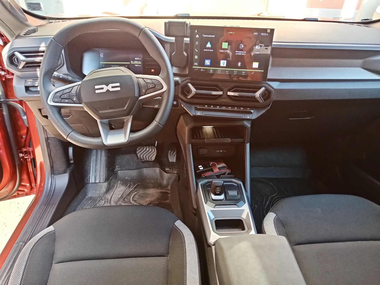 Dacia Duster 1, 8 HIBRID, снимка 6 - Автомобили и джипове - 55648601
