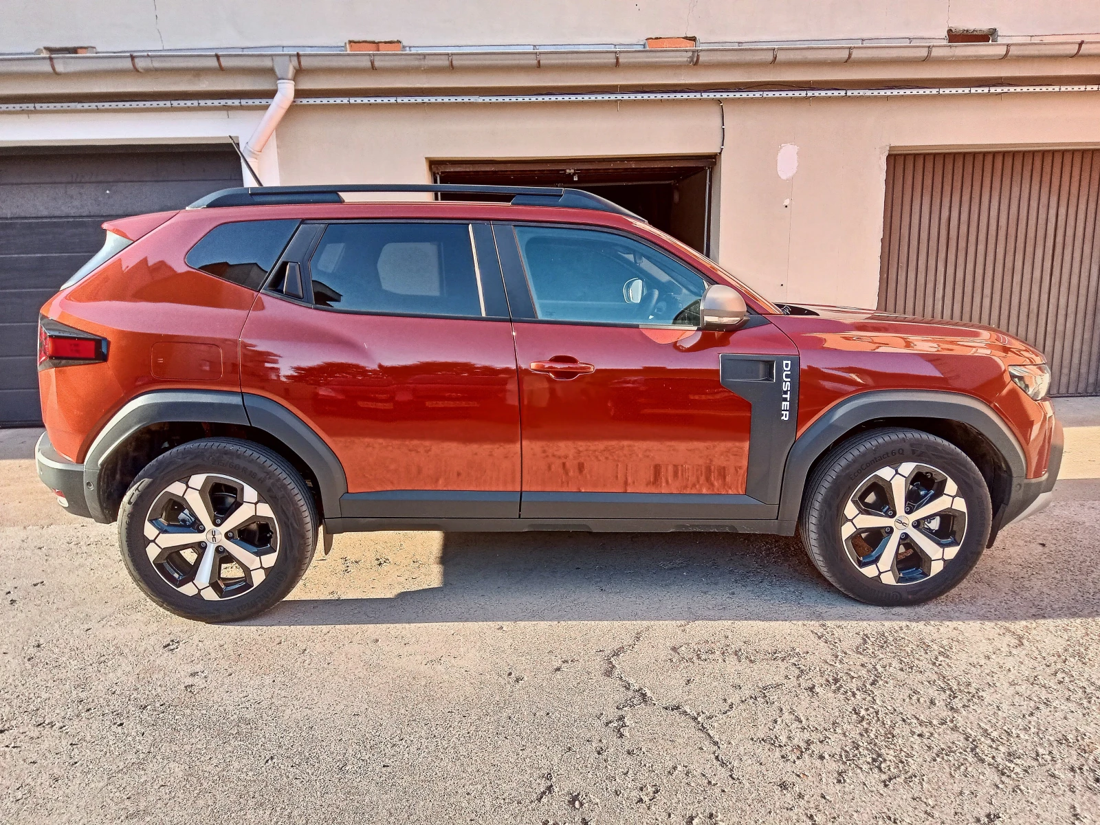 Dacia Duster 1, 8 HIBRID, снимка 3 - Автомобили и джипове - 55648601