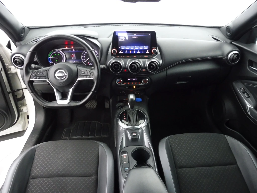 Nissan Juke 1.6 N-connecta - Hybrid, снимка 4 - Автомобили и джипове - 56210199