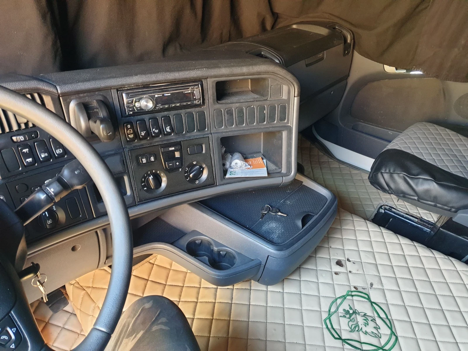 Scania R 410 ЦЕНАТА Е ЗА КОМПОЦИЯТА МЕГА, снимка 13 - Камиони - 55954523