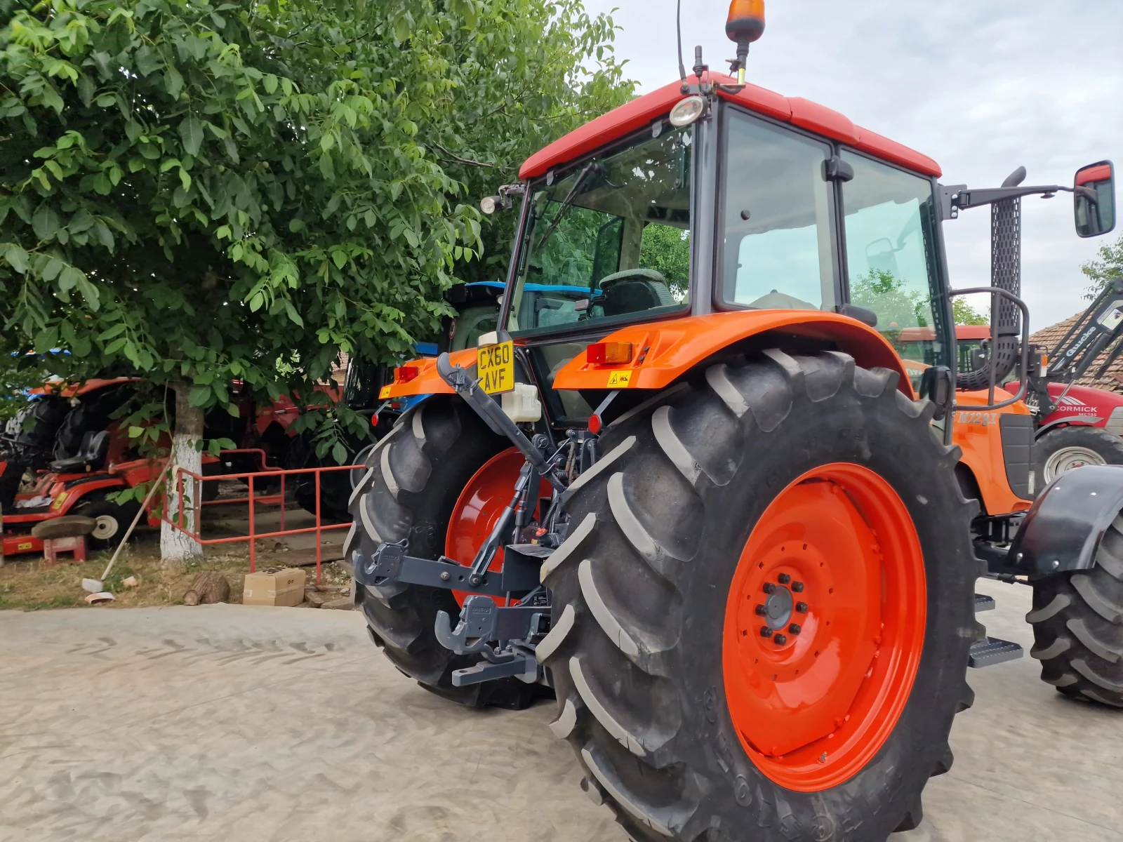 Kubota M128X | Mobile.bg   13