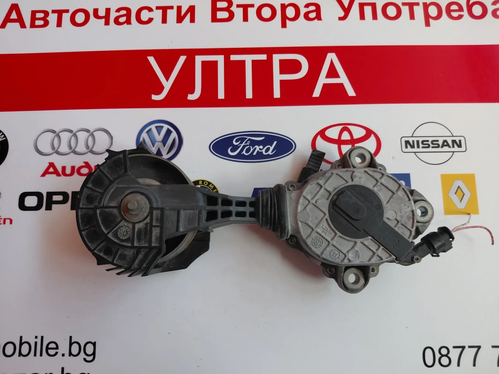 V759883280 Обтегач пистов ремък за CITROEN DS3   V759883280
