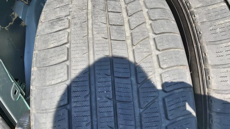 Гуми Летни 275/40R20, снимка 4 - Гуми и джанти - 29341092