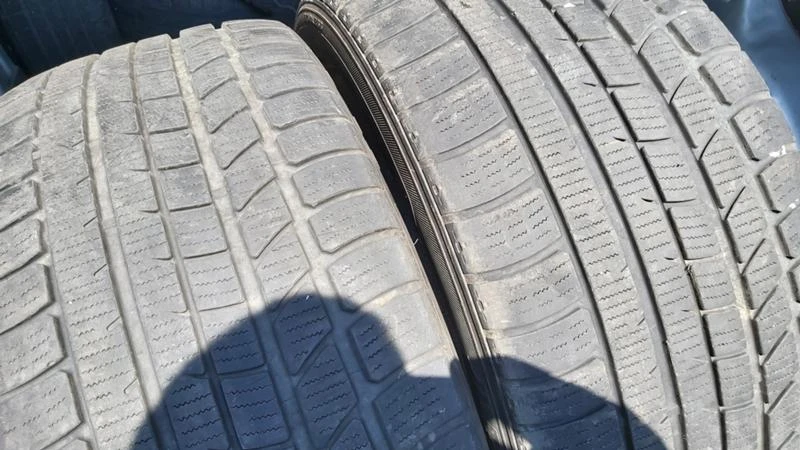 Гуми Летни 275/40R20, снимка 2 - Гуми и джанти - 29341092