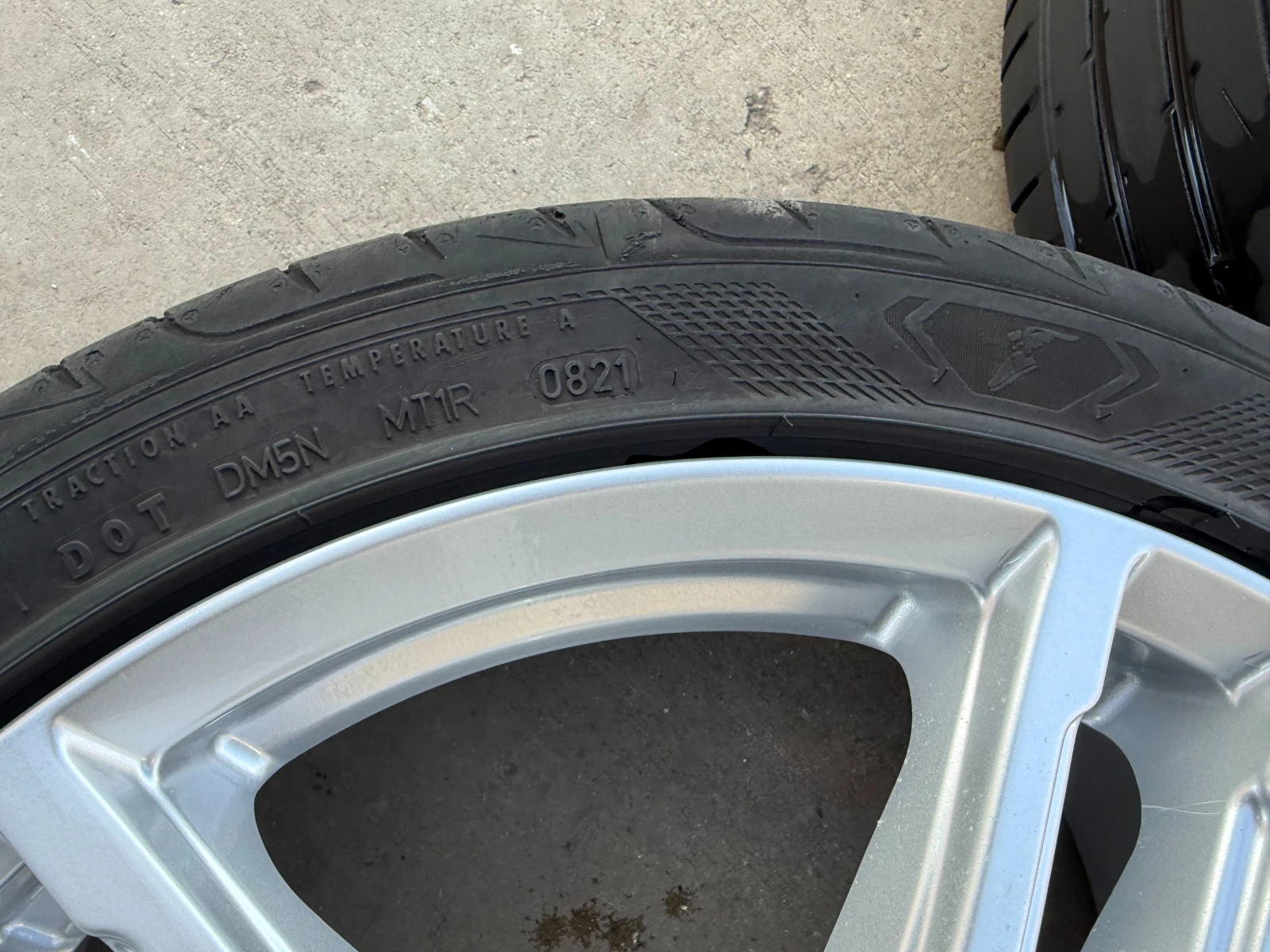 ���� � ������ 225/40R18 | Mobile.bg � ����������� 9