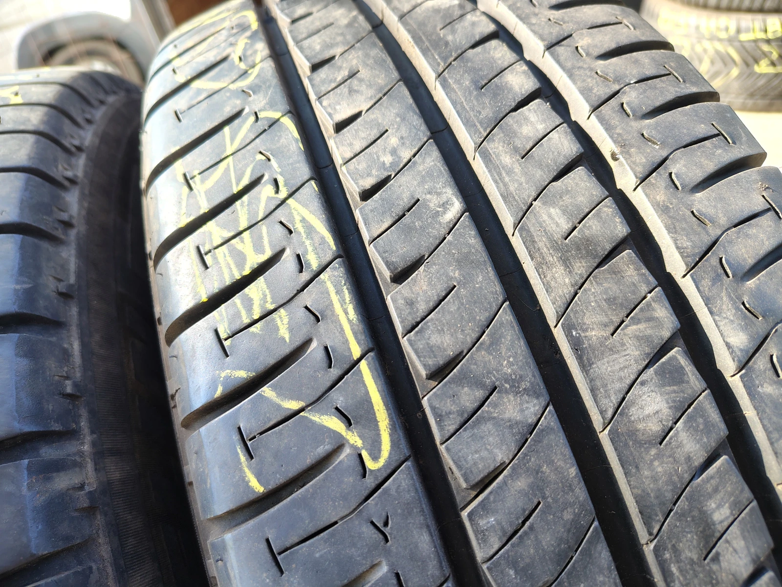 Гуми Летни 225/65R16, снимка 3 - Гуми и джанти - 55841743