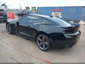 Chevrolet Camaro 2SS* HEADUP* ПОДГРЕВИ* ОБДУХВАНЕ* АМБИЕНТ* КОЖА* , снимка 3
