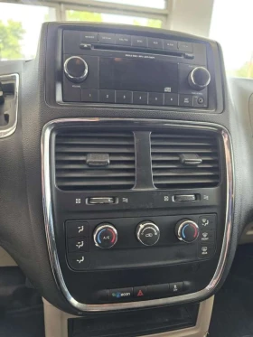 Dodge Caravan SXT 2RM / 3, 6 L, снимка 12