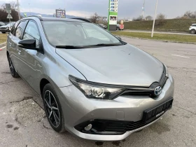 Toyota Auris BLACK EDITION КАПАРИРАН , снимка 2