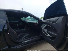 Chevrolet Camaro 2SS* HEADUP* ПОДГРЕВИ* ОБДУХВАНЕ* АМБИЕНТ* КОЖА*  - 20000 € / 39116.60 лв. - 11238444 17