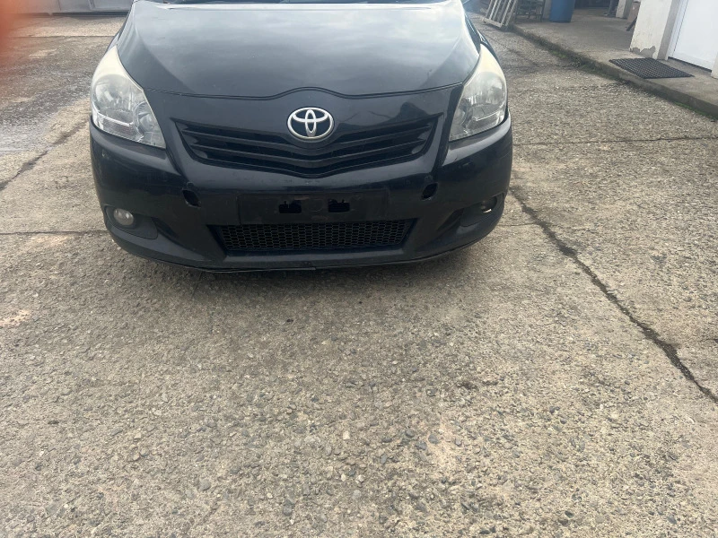 Toyota Verso 2.0 d4d, снимка 1 - Автомобили и джипове - 39007033