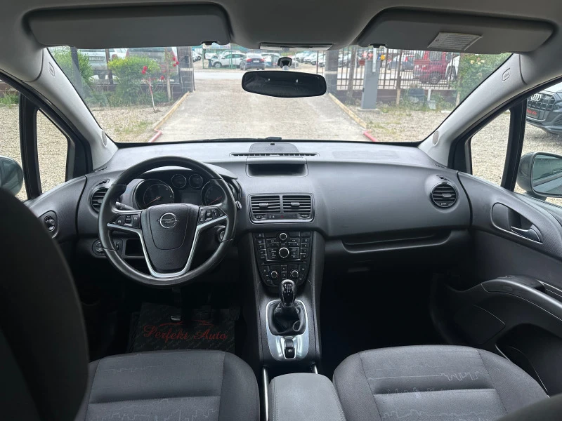 Opel Meriva 1.3d, снимка 8 - Автомобили и джипове - 45526515