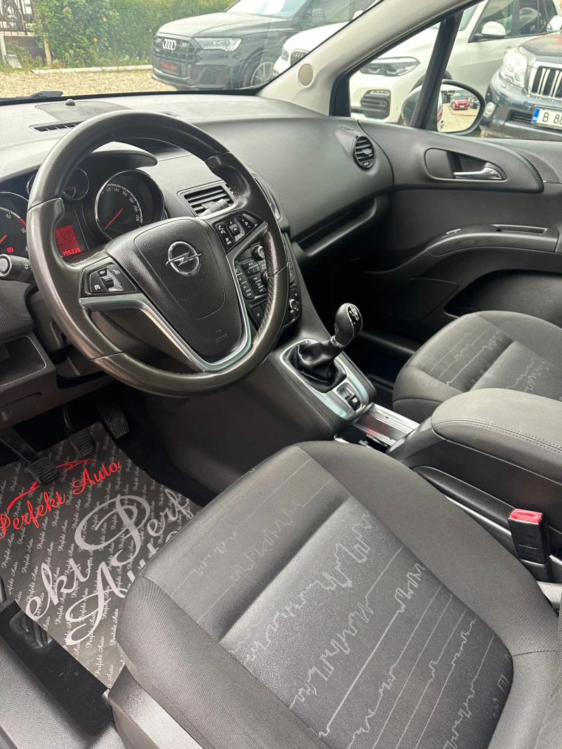 Opel Meriva 1.3d, снимка 9 - Автомобили и джипове - 45526515