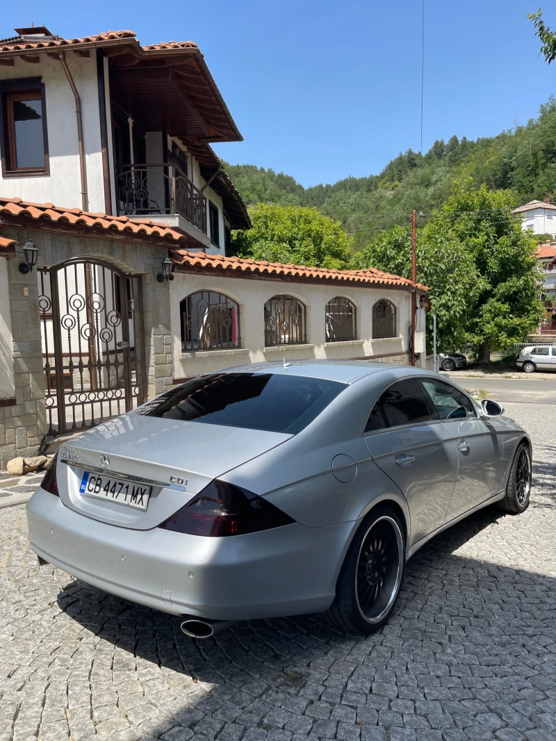 Mercedes-Benz CLS 320 CDI, снимка 3 - Автомобили и джипове - 47551696