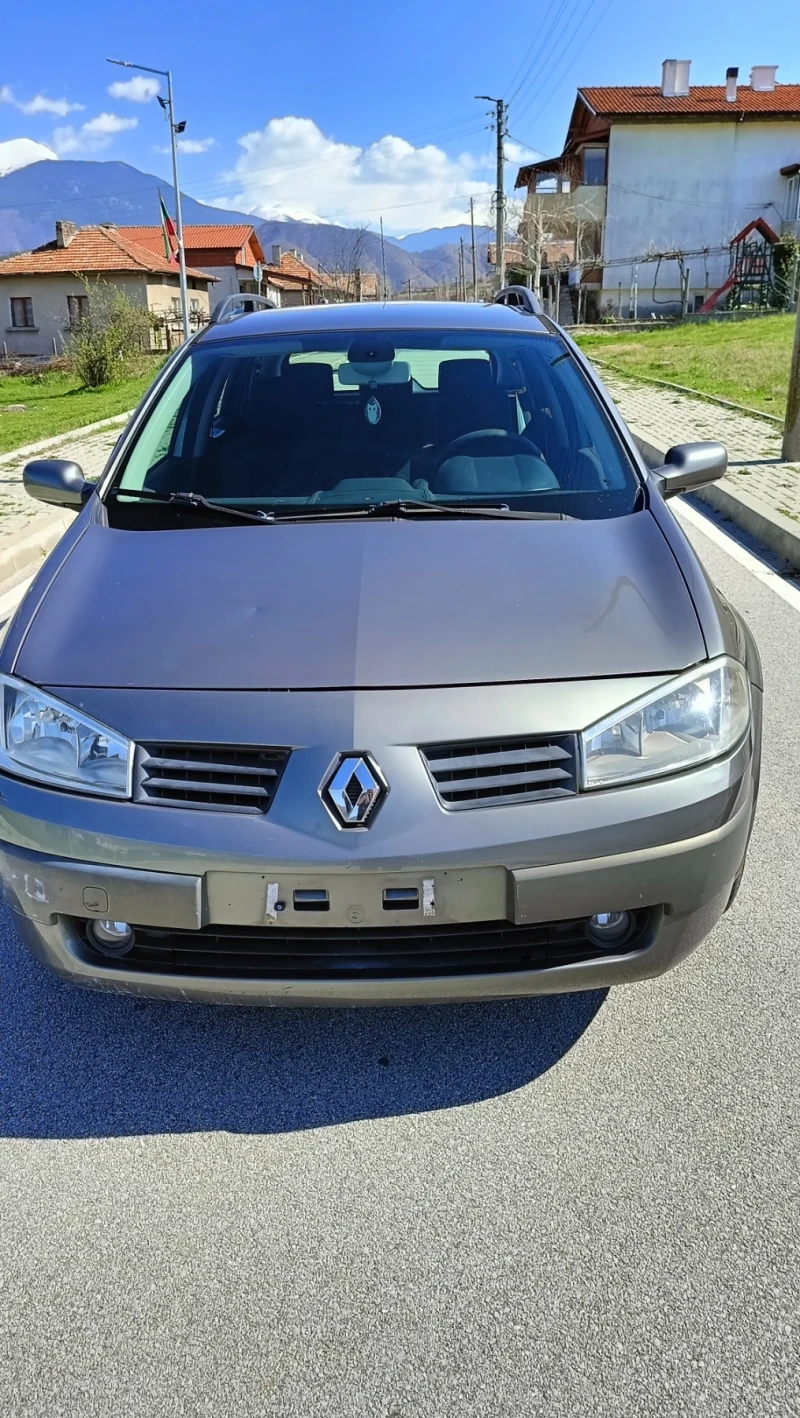 Renault Megane 1.9 dci, снимка 11 - Автомобили и джипове - 47750903