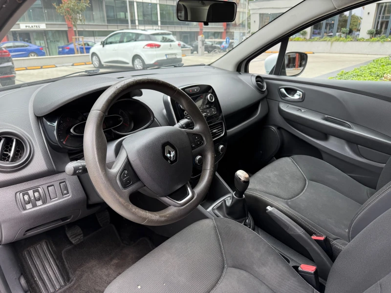 Renault Clio 1.5 TDCi, снимка 9 - Автомобили и джипове - 52088065
