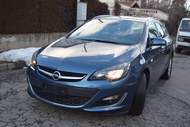 Opel Astra, снимка 2 - Автомобили и джипове - 52627785