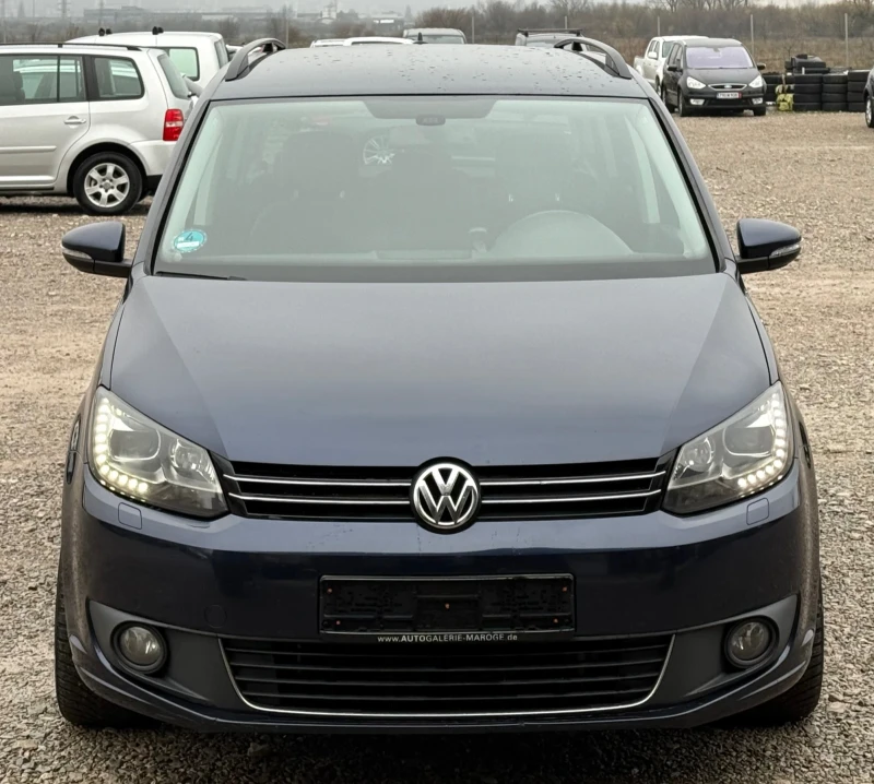 VW Touran 2.0TDi * DSG* * Навигация* * Ксенон* * Печка* , снимка 2 - Автомобили и джипове - 52665862