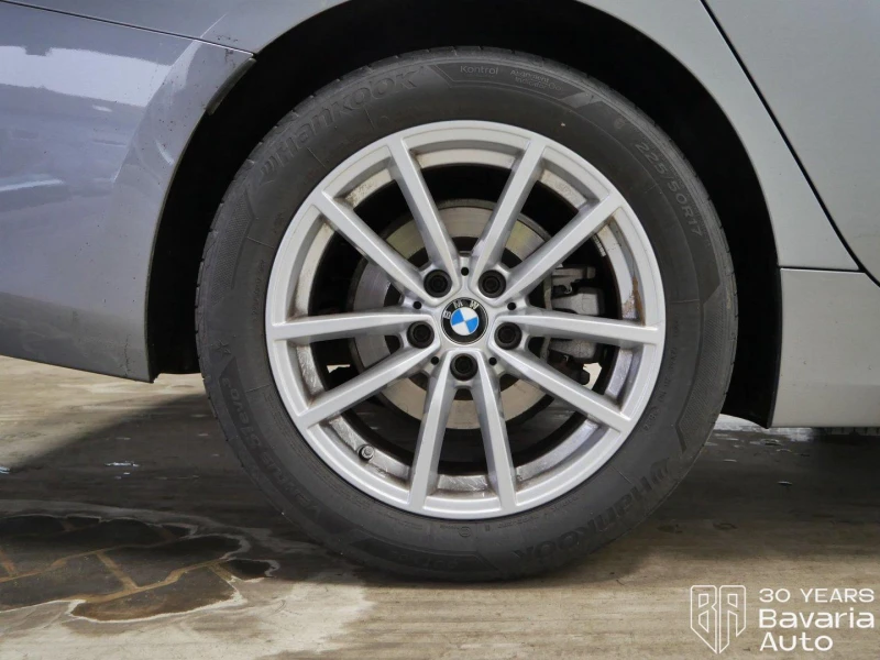 BMW 320 d xDrive Touring Sportautomatic, снимка 12 - Автомобили и джипове - 52727847