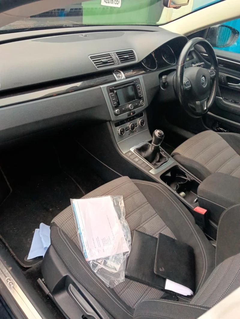 VW Passat CC 2.0 tdi 140k.s, снимка 8 - Автомобили и джипове - 53089908