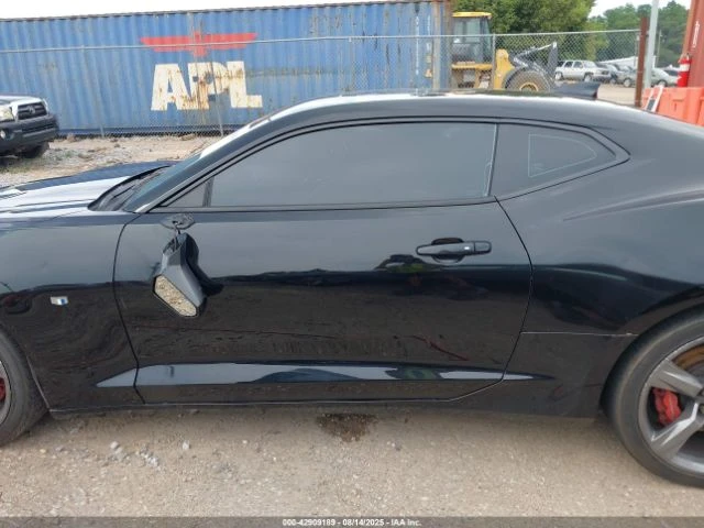 Chevrolet Camaro 2SS* HEADUP* ПОДГРЕВИ* ОБДУХВАНЕ* АМБИЕНТ* КОЖА* , снимка 13 - Автомобили и джипове - 53649348