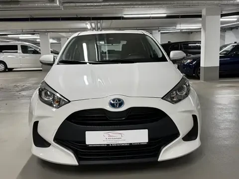 Toyota Yaris 1500 HYBRID 53, 000 км, снимка 3 - Автомобили и джипове - 55657272