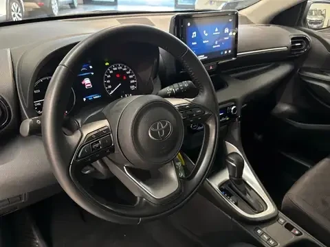 Toyota Yaris 1500 HYBRID 53, 000 км, снимка 11 - Автомобили и джипове - 55657272