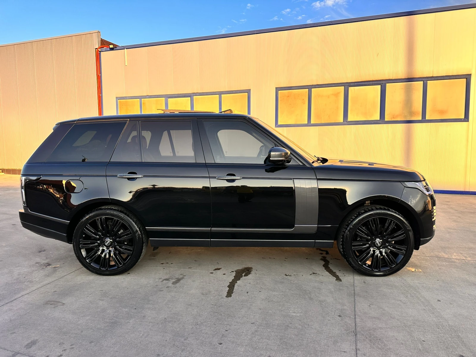 Land Rover Range rover 4.4 SDV8 - изображение 6