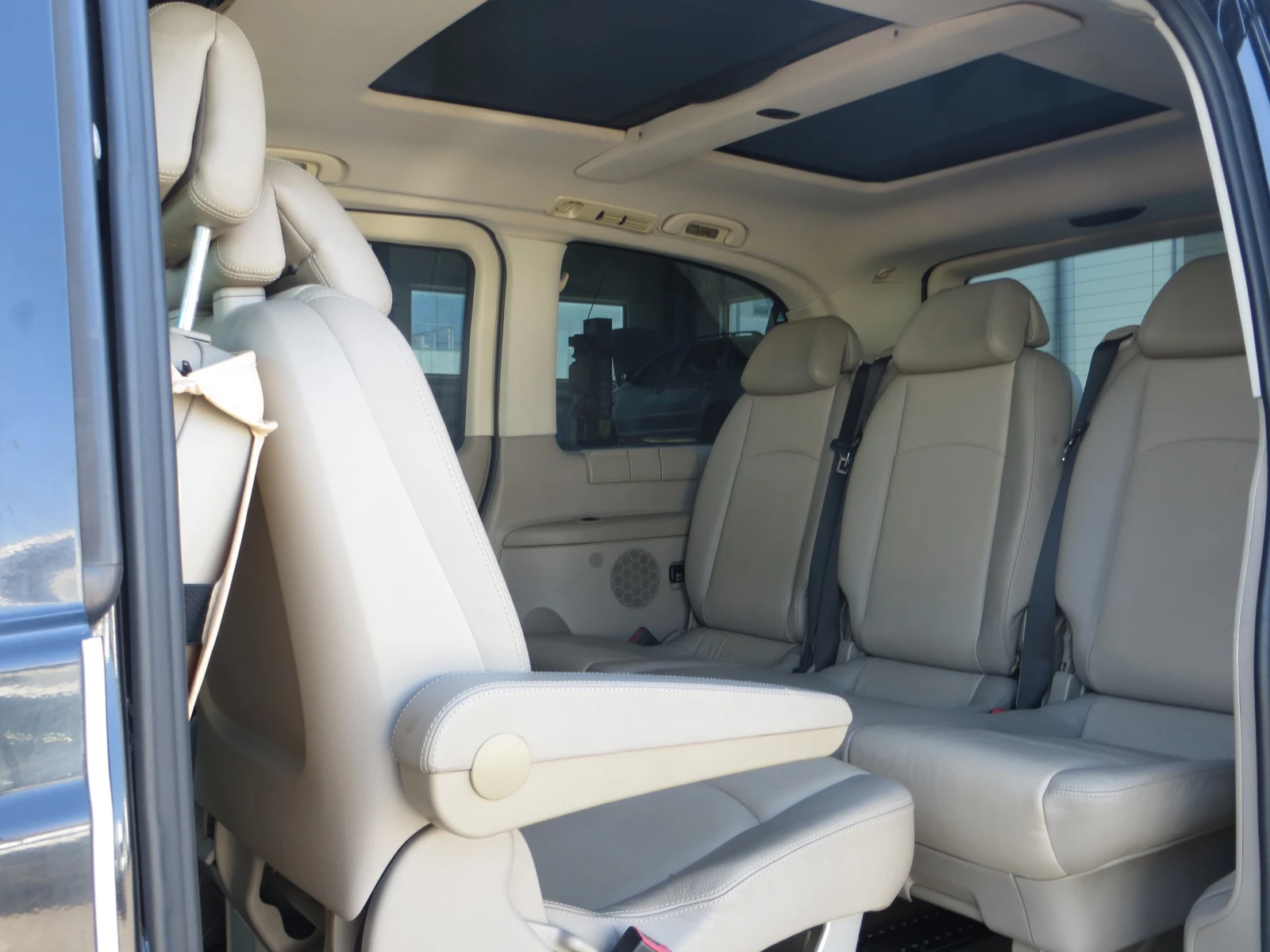 Mercedes-Benz Viano 3.0 6+ 1 МЕСТА | Mobile.bg — изображение 11