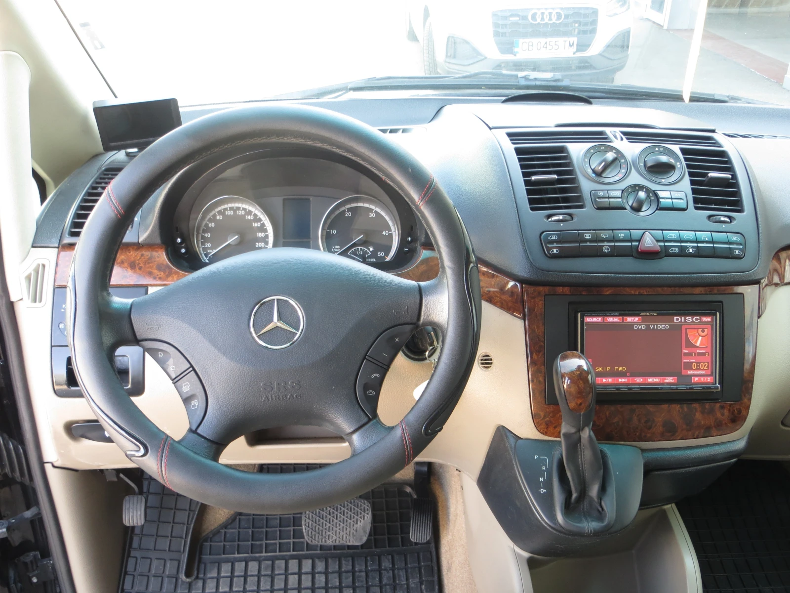 Mercedes-Benz Viano 3.0 6+ 1 МЕСТА - изображение 8