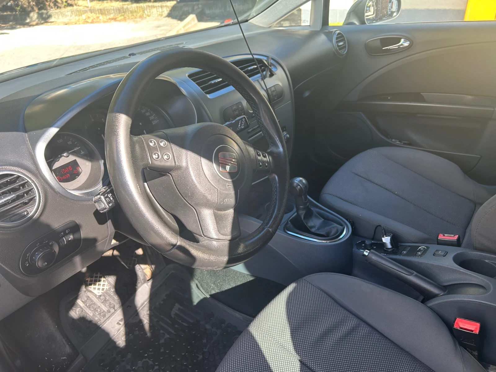 Seat Leon | Mobile.bg   12