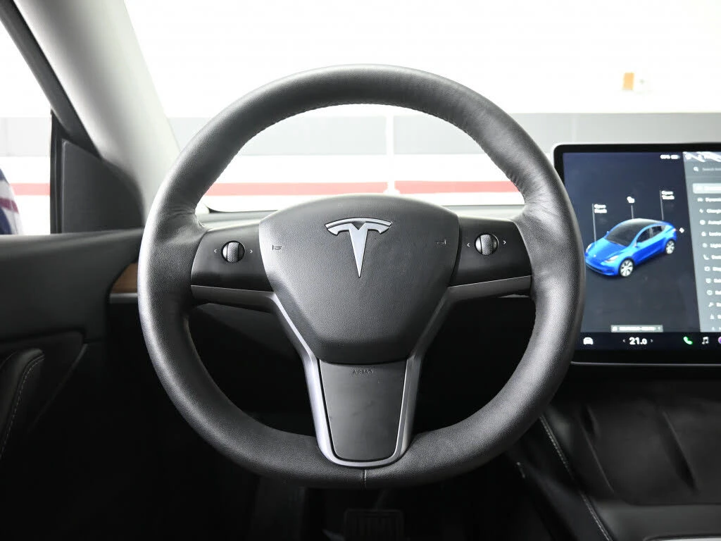 Tesla Model Y *  *    *   *  | Mobile.bg   11