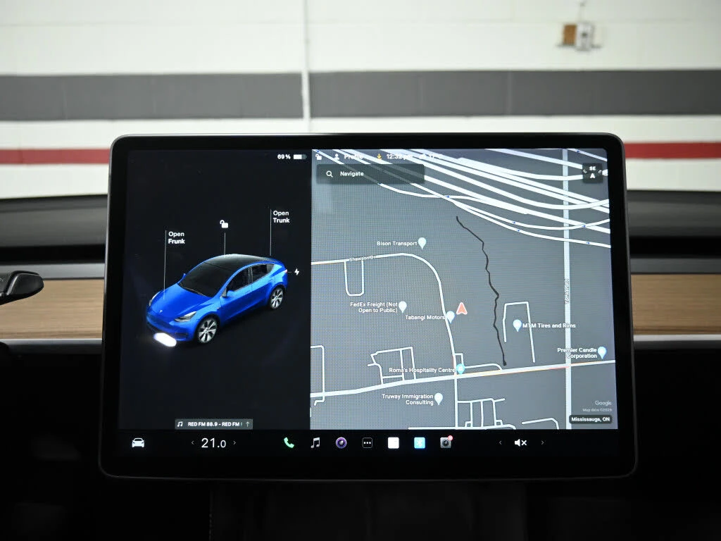 Tesla Model Y *  *    *   *  | Mobile.bg   12