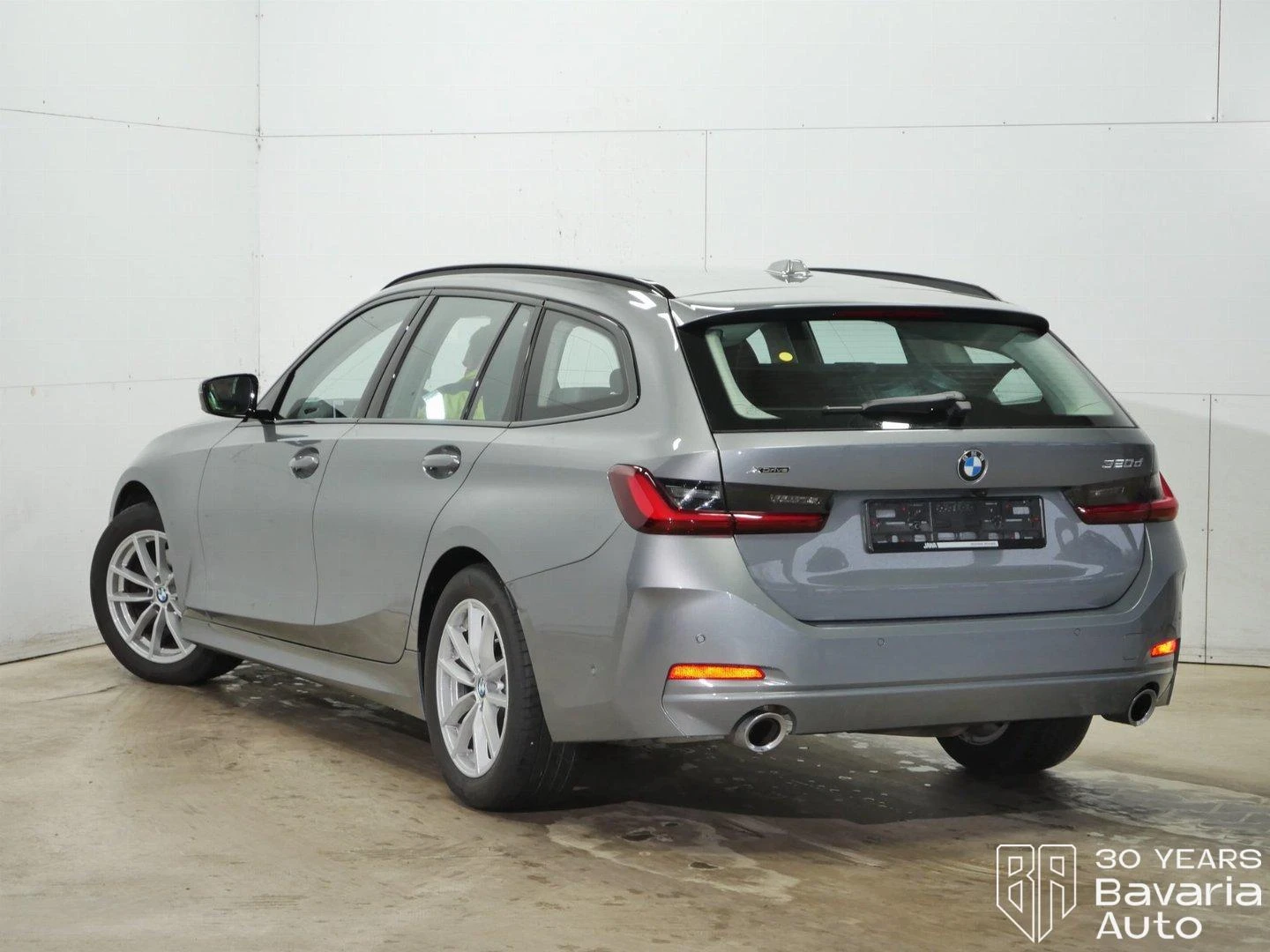 BMW 320 d xDrive Touring Sportautomatic - изображение 2