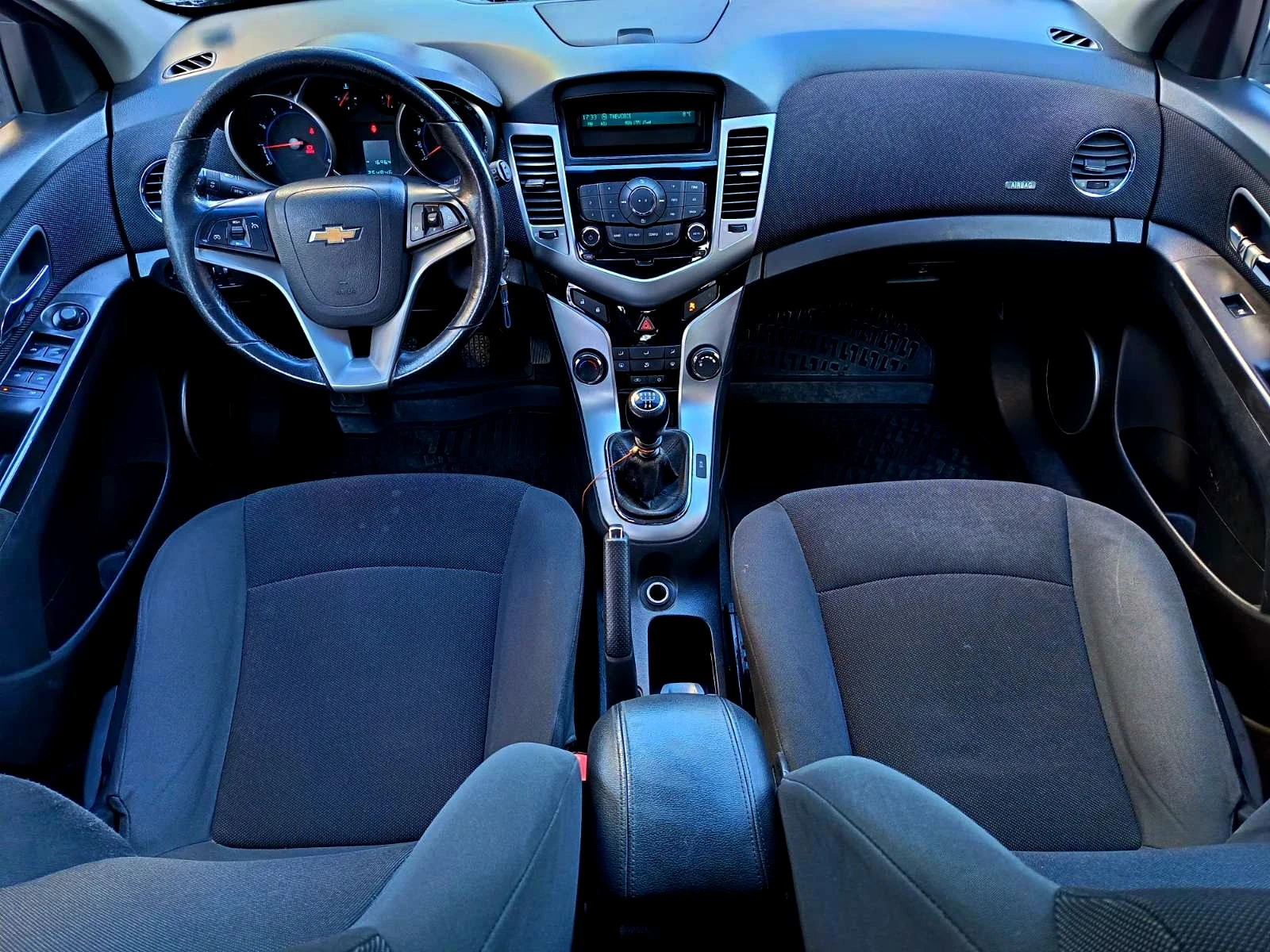 Chevrolet Cruze 1.6.ГАЗ.ИНЖ.ЕВРО 5!!!, снимка 13 - Автомобили и джипове - 53849264