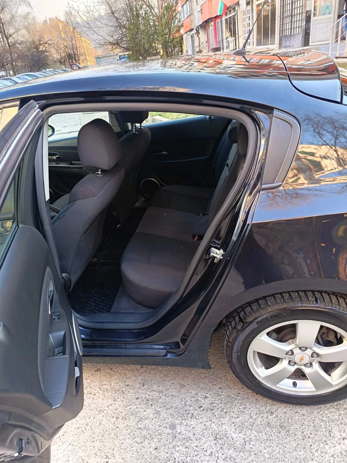 Chevrolet Cruze 1.6.ГАЗ.ИНЖ.ЕВРО 5!!!, снимка 11 - Автомобили и джипове - 53849264