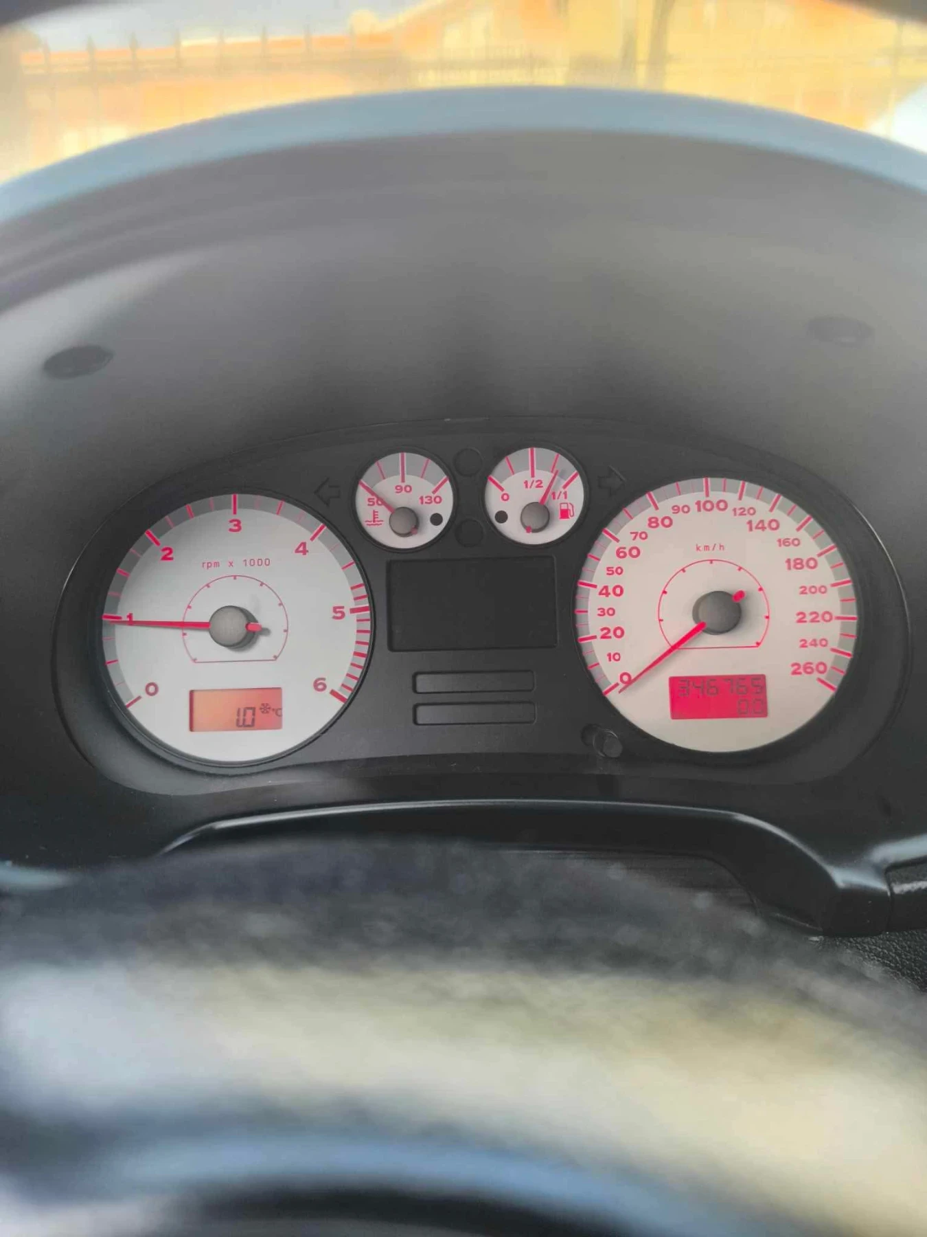 Seat Leon, снимка 12 - Автомобили и джипове - 53916325