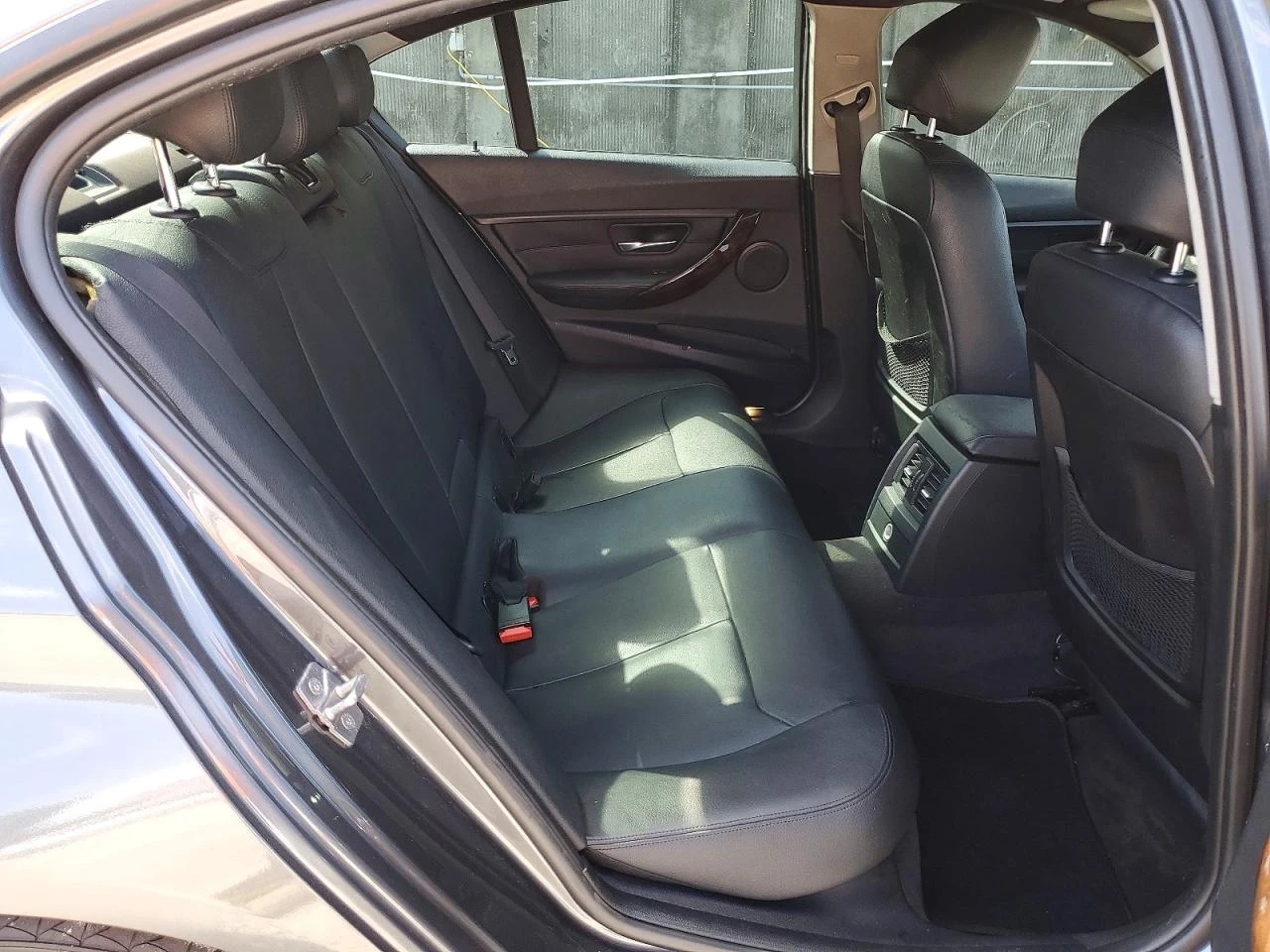 BMW 328 I SULEV, снимка 9 - Автомобили и джипове - 54037209