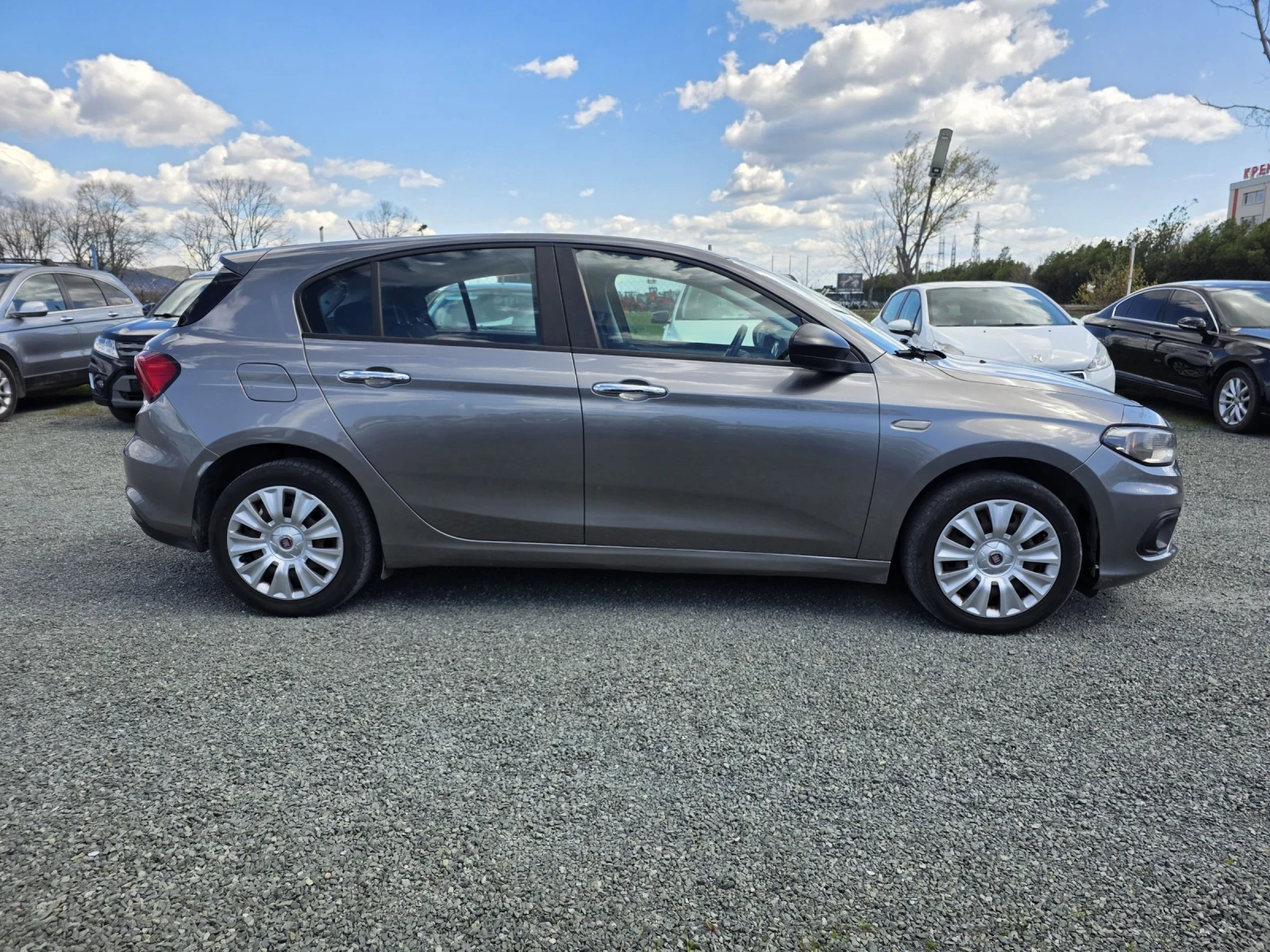 Fiat Tipo 1.4 фабрична газ 120 2017, снимка 11 - Автомобили и джипове - 54150967