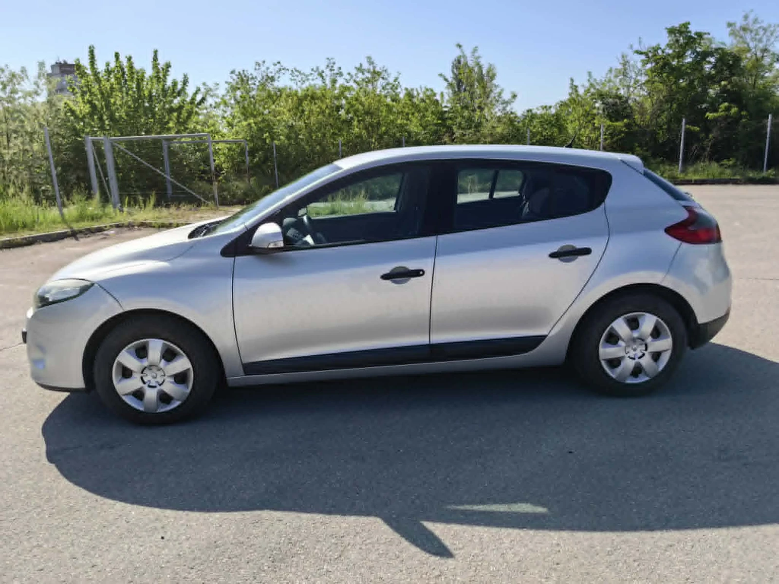 Renault Megane, снимка 3 - Автомобили и джипове - 54555668