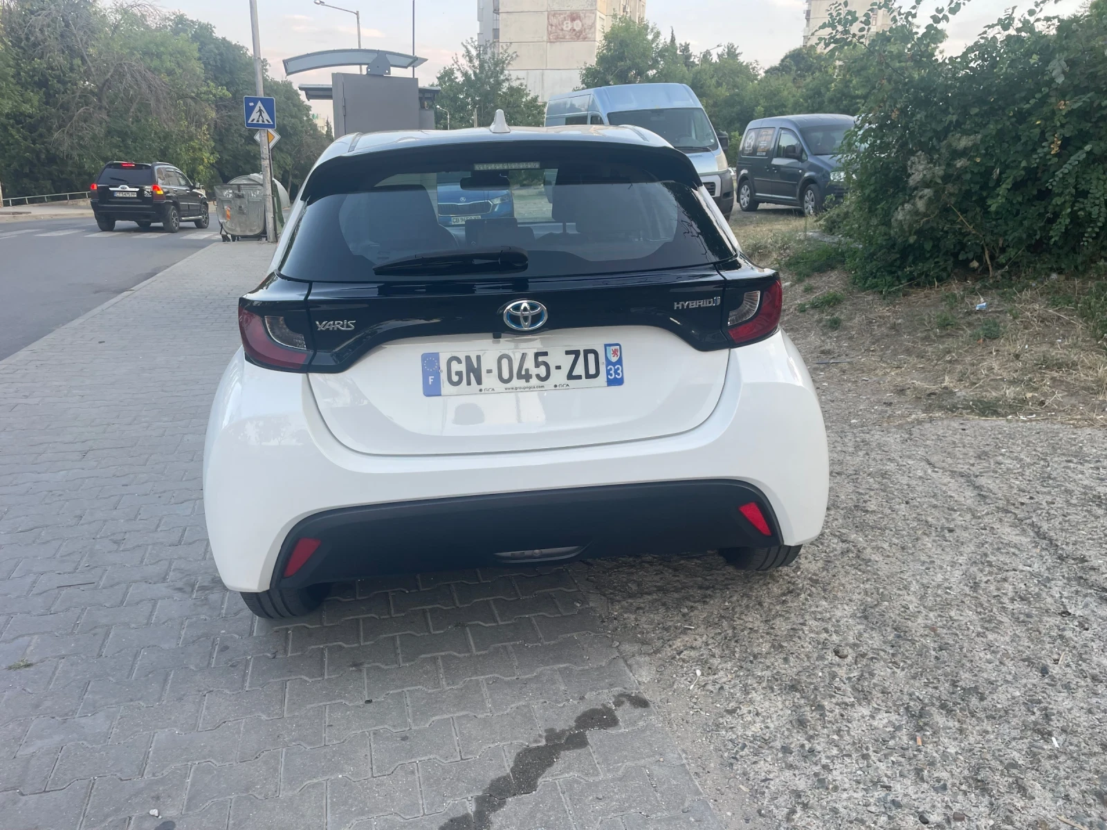 Toyota Yaris 1500 HYBRID, снимка 17 - Автомобили и джипове - 55657272