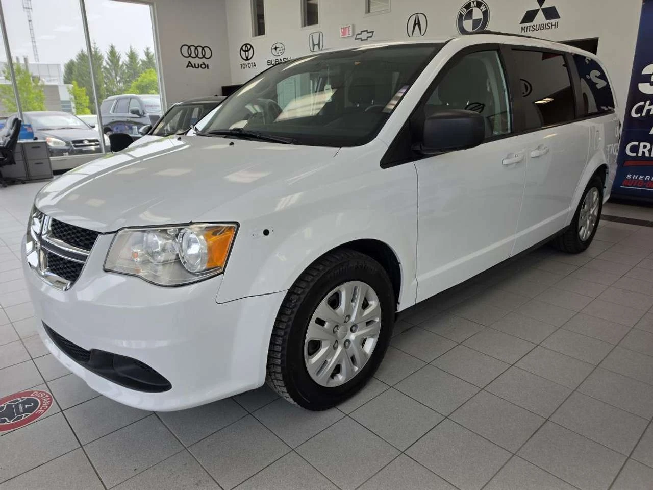 Dodge Caravan SXT 2RM / 3, 6 L