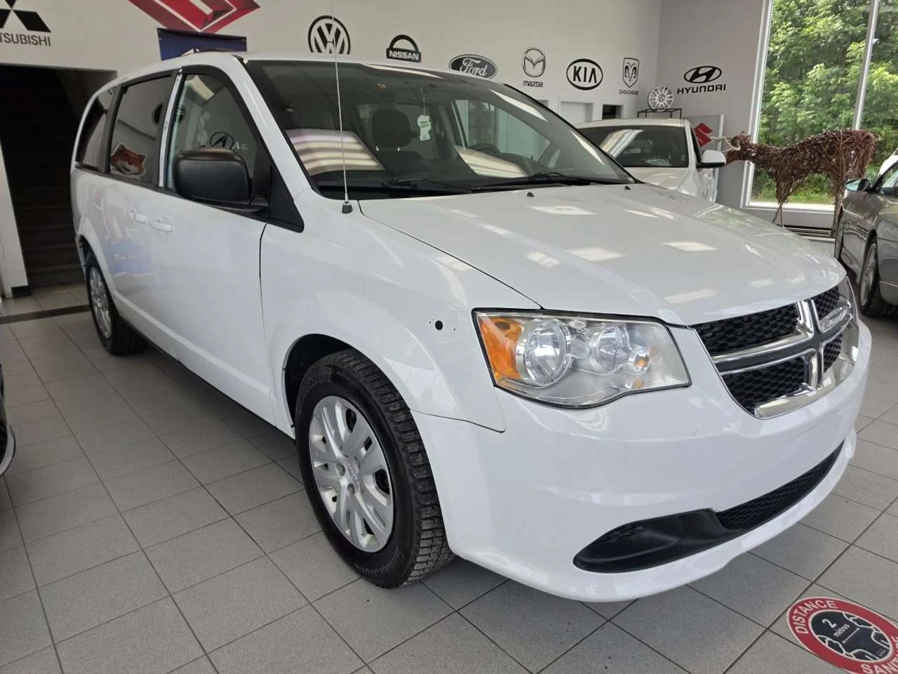Dodge Caravan SXT 2RM / 3, 6 L, снимка 3 - Автомобили и джипове - 56527948