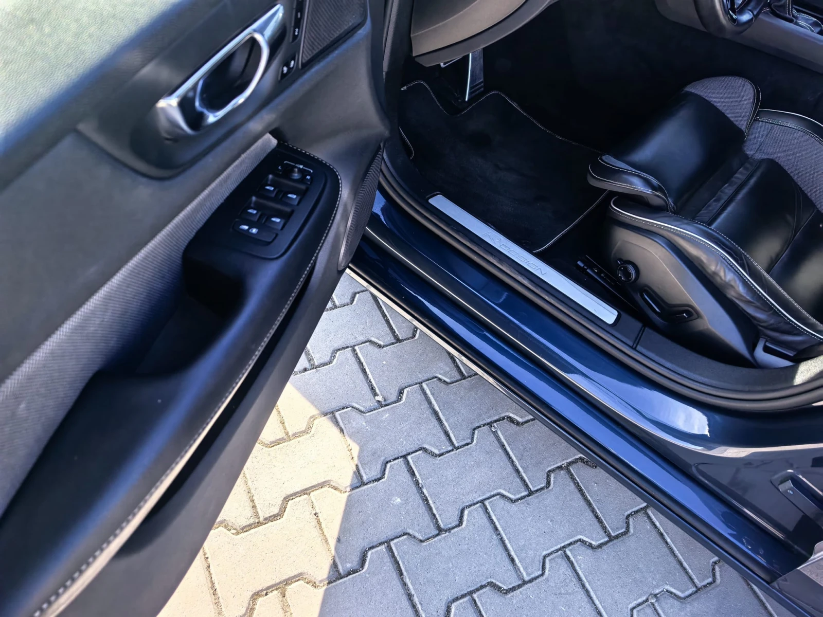 Volvo S60 R-DESIGN T5, снимка 14 - Автомобили и джипове - 56635248