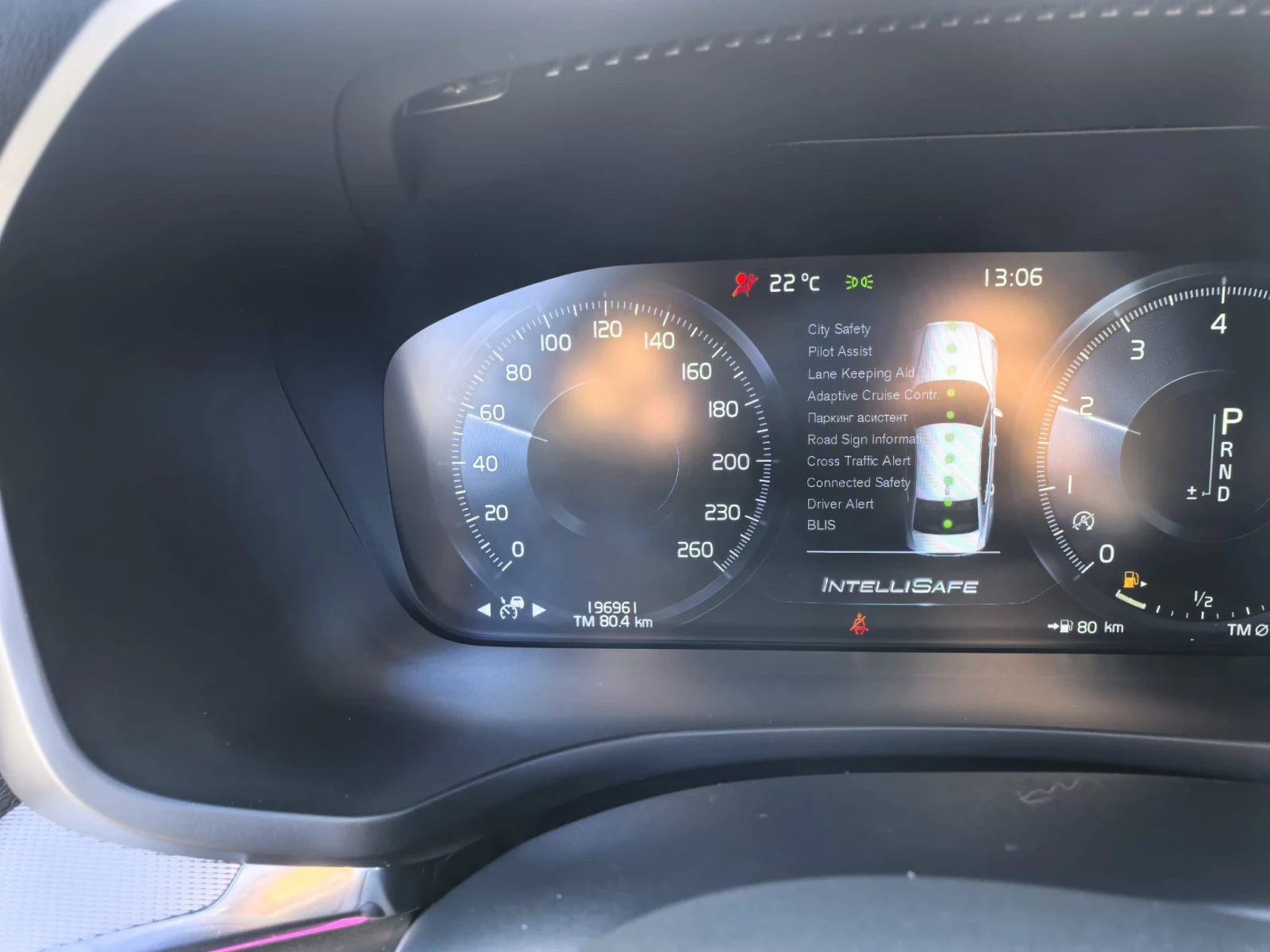 Volvo S60 R-DESIGN T5, снимка 13 - Автомобили и джипове - 56635248