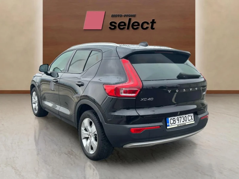 Volvo XC40 2.0 D4, снимка 8 - Автомобили и джипове - 48429276